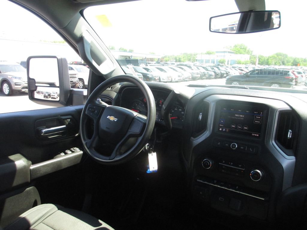 Used 2020 Chevrolet Silverado 3500 W/T w/ Gooseneck/5TH Wheel Package AWD/4WD image 24