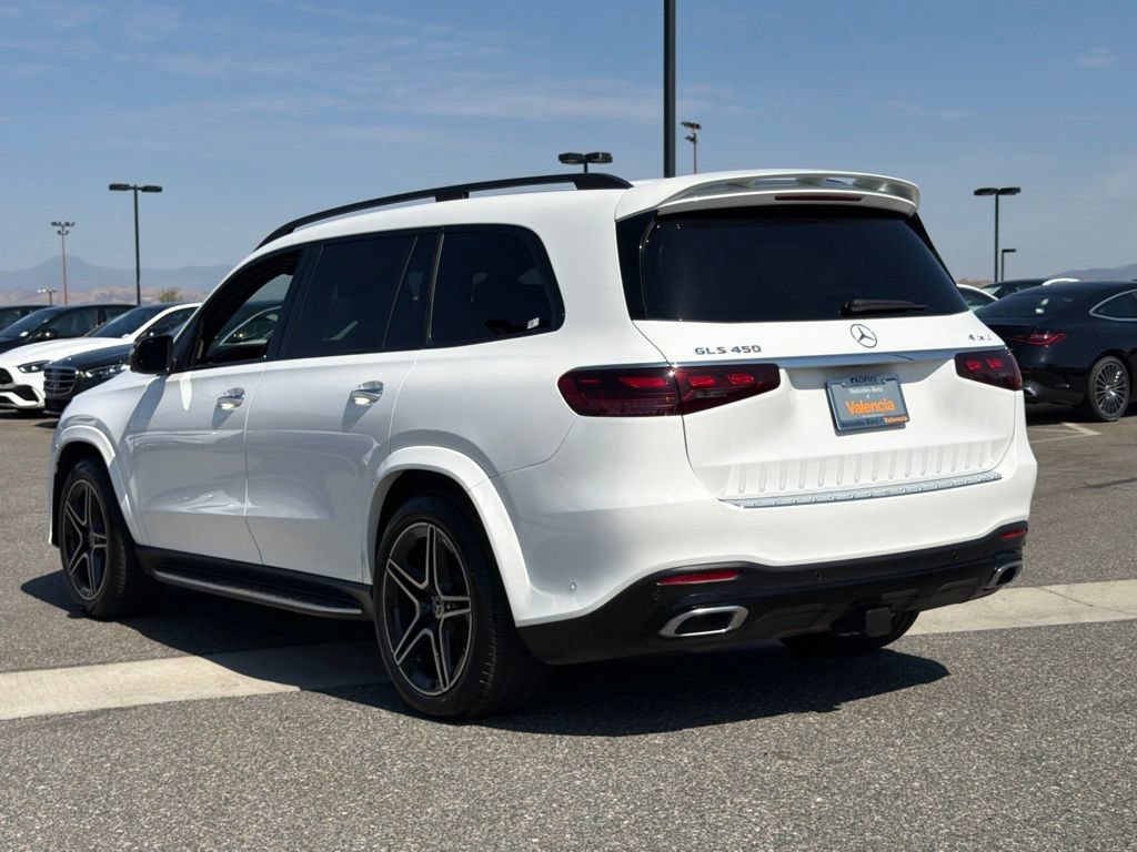 Used 2024 Mercedes-Benz GLS 450 4MATIC image 10