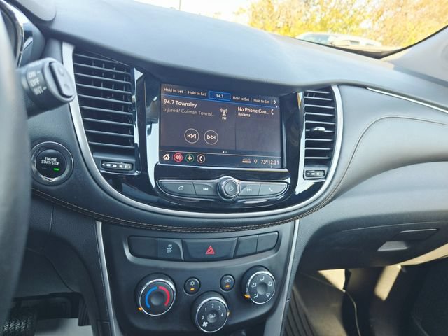Used 2021 Chevrolet Trax LT w/ LT Convenience Package FWD image 21