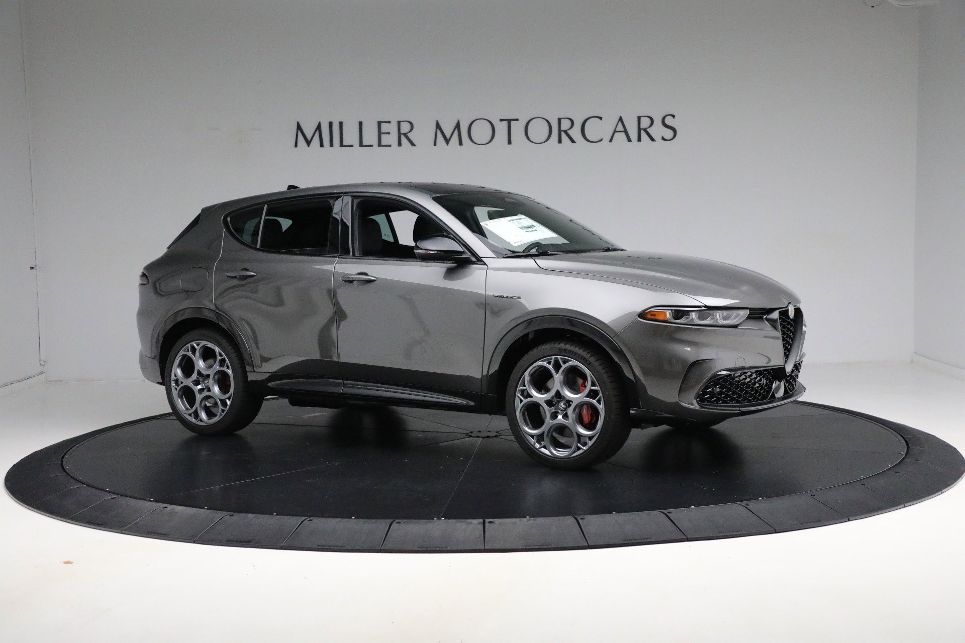 Used 2024 Alfa Romeo Tonale Veloce image 14