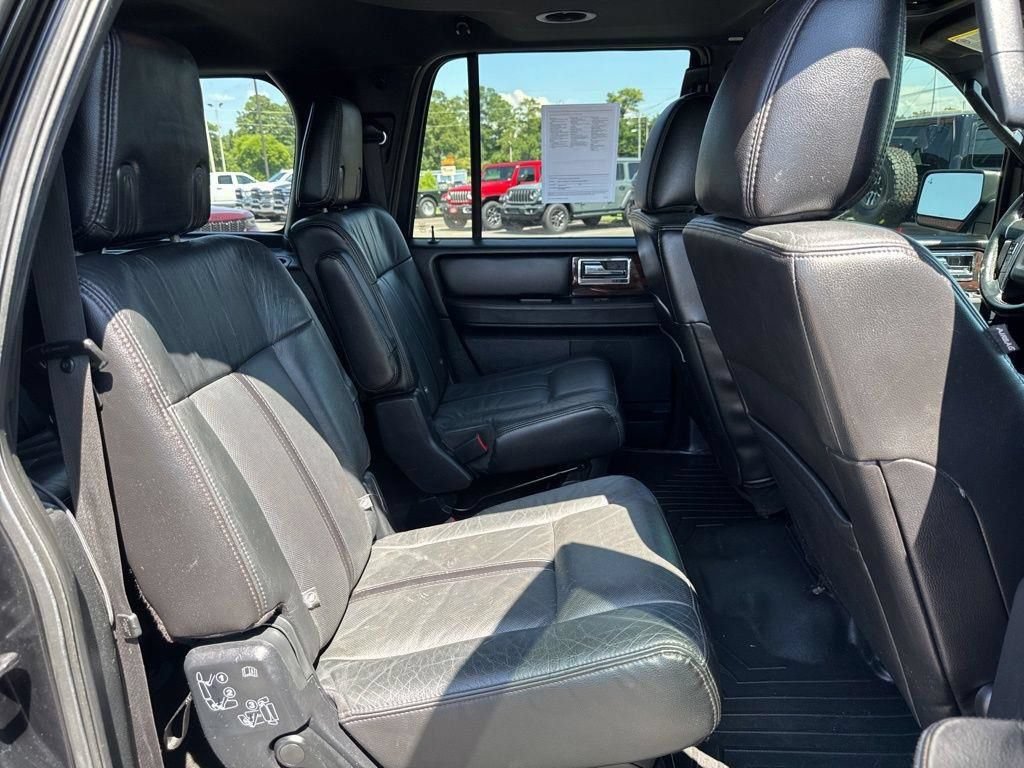 Used 2017 Lincoln Navigator L Reserve AWD/4WD image 23