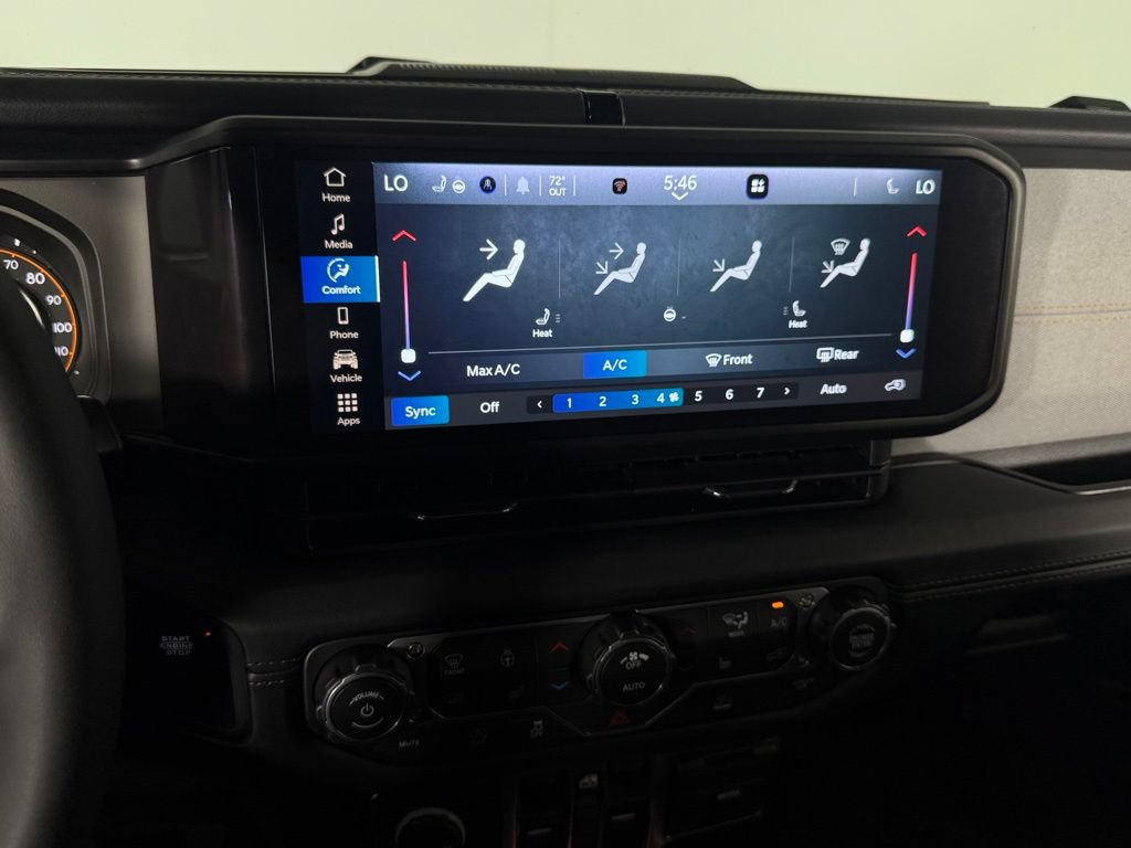 Certified 2026 Jeep Wrangler Unlimited Sahara AWD/4WD image 17