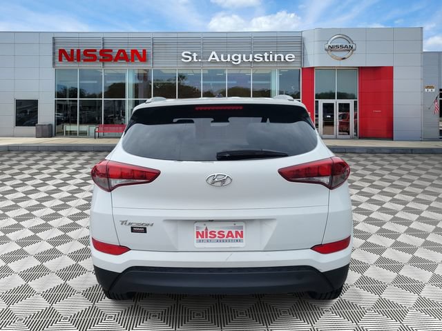 Used 2016 Hyundai Tucson SE w/ Option Group 02 FWD image 3