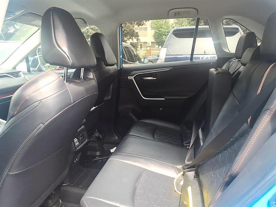 Used 2020 Toyota RAV4 Adventure AWD/4WD image 12