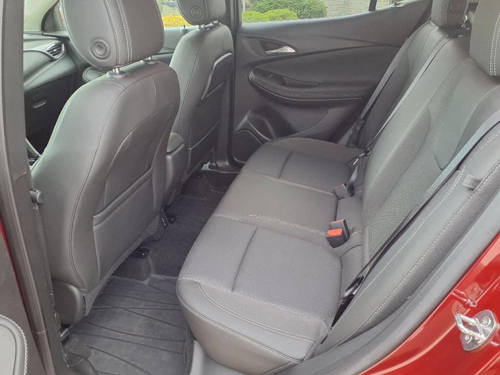 Used 2023 Buick Encore GX Preferred w/ Cold Weather Comfort Package image 22