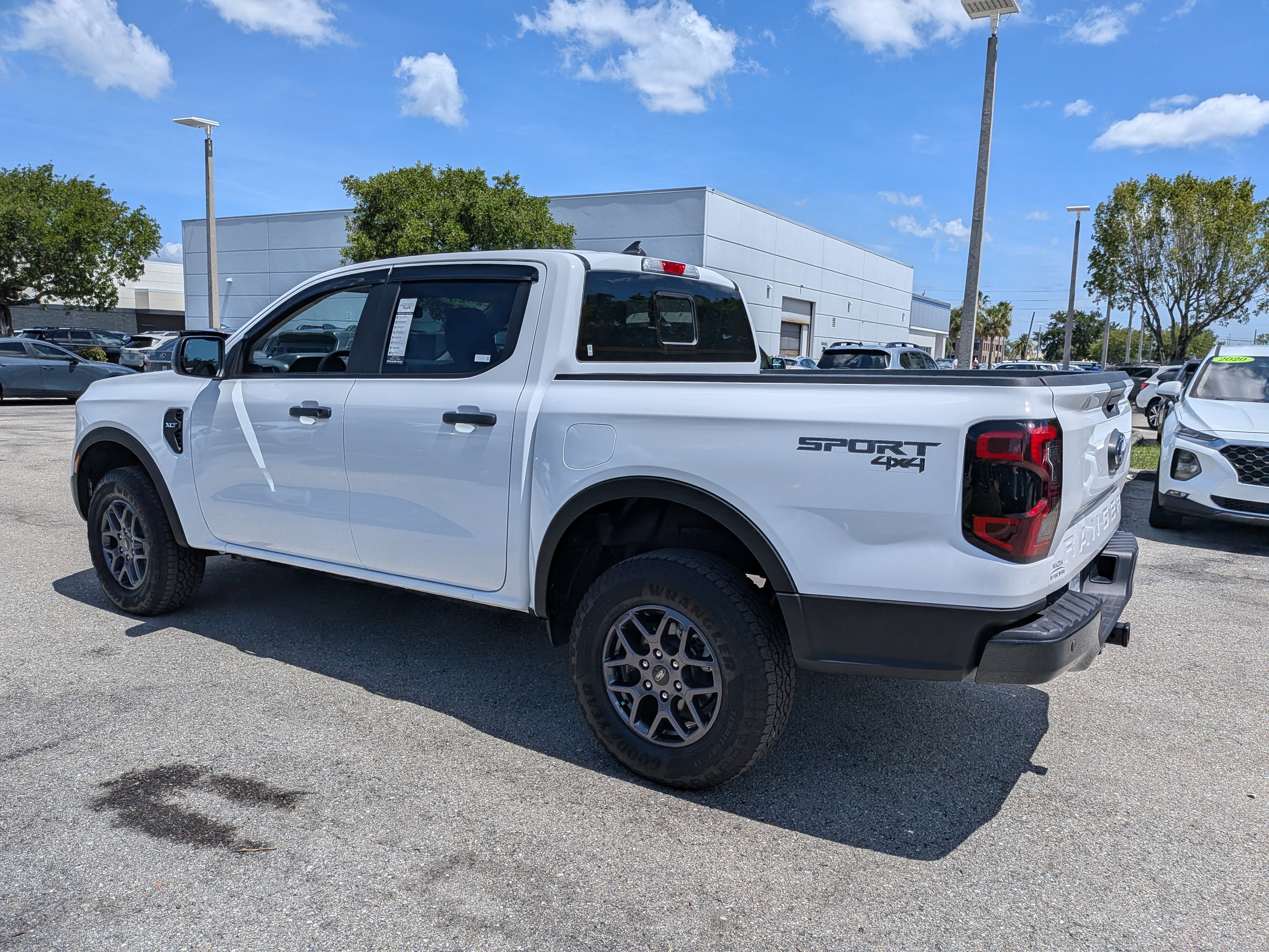 Used 2025 Ford Ranger XLT w/ Trailer Tow Package AWD/4WD image 6