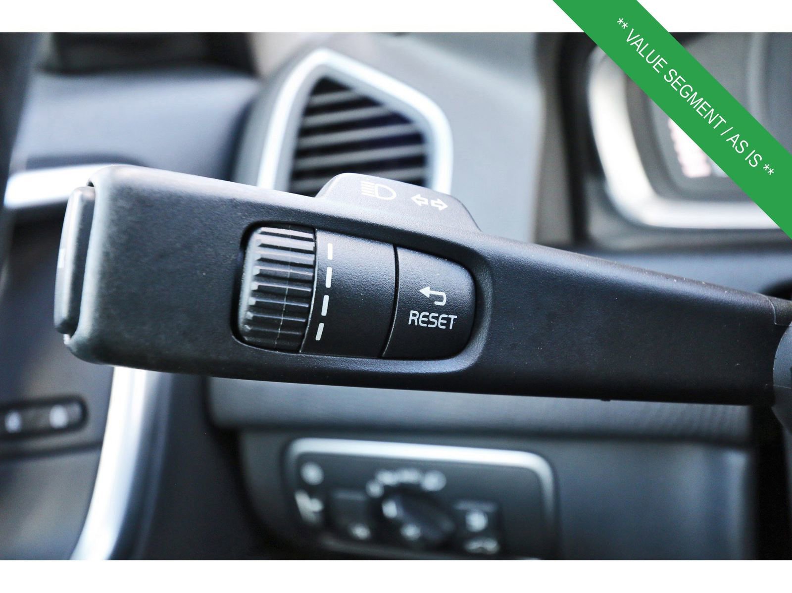 Used 2016 Volvo XC60 T5 Platinum image 20