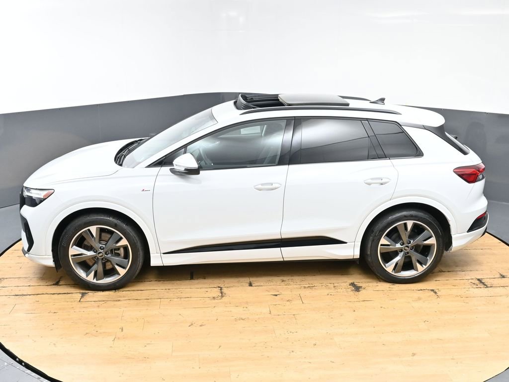 Used 2024 Audi Q4 e-tron Premium w/ Convenience Package AWD/4WD image 46