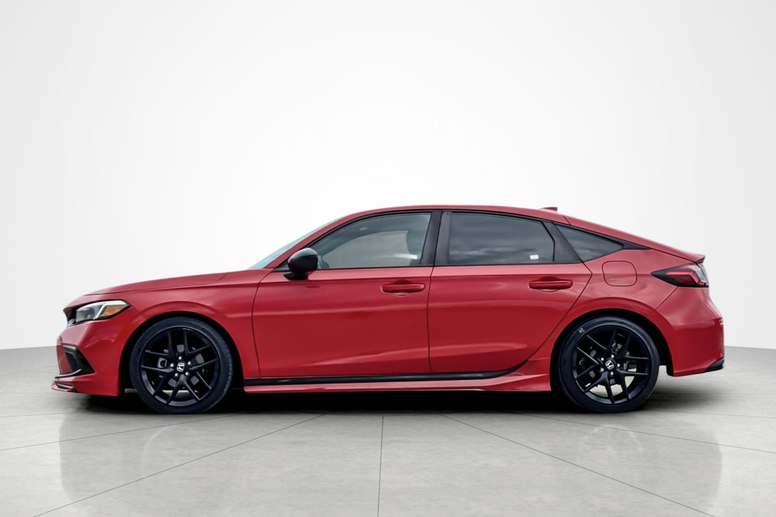 Used 2023 Honda Civic Sport image 2