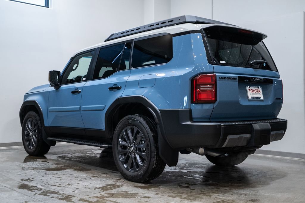 New 2025 Toyota Land Cruiser image 4