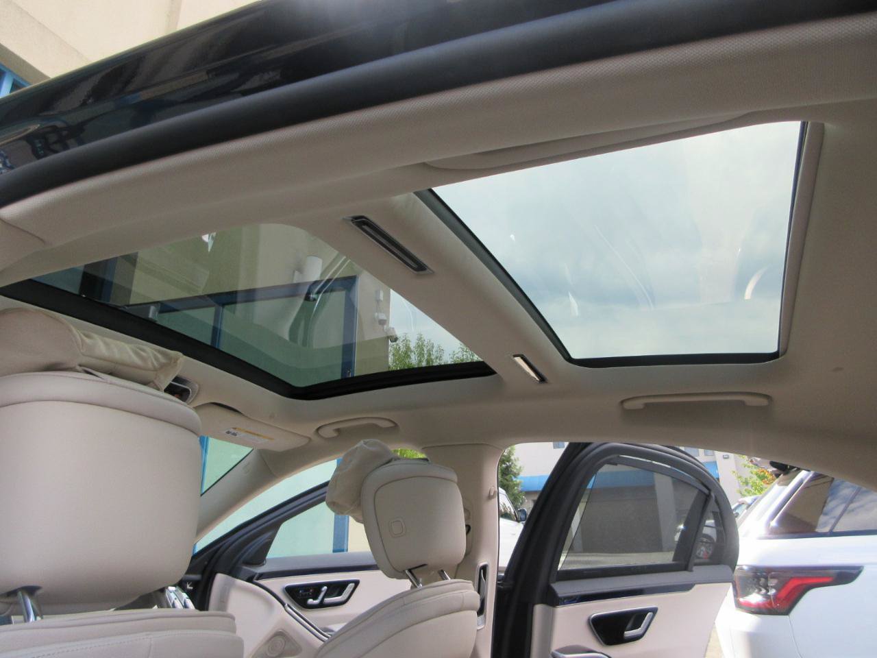 Used 2022 Mercedes-Benz S 580 4MATIC Sedan image 38