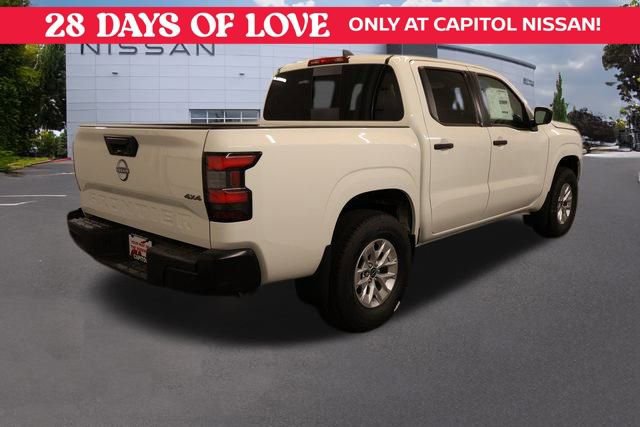 New 2025 Nissan Frontier S image 3