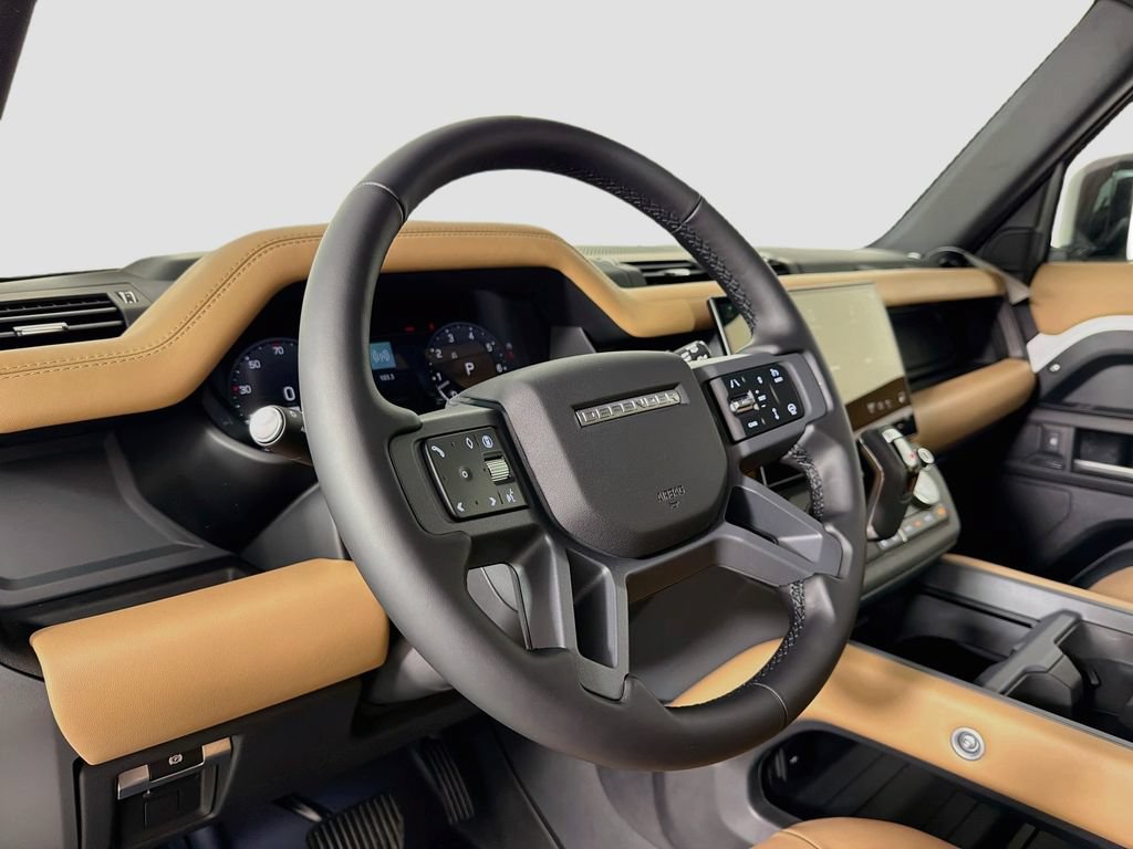 New 2026 Land Rover Defender 130 X-Dynamic SE AWD/4WD image 9