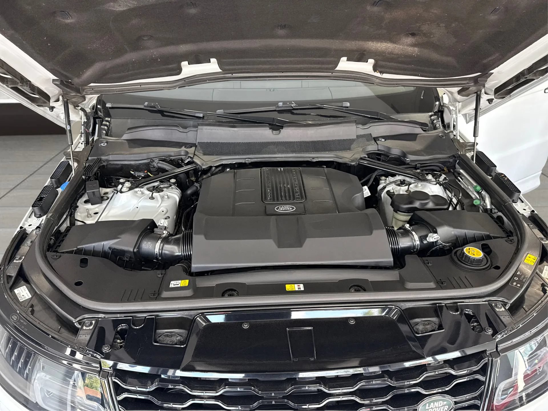 Used 2019 Land Rover Range Rover Sport Autobiography AWD/4WD image 11
