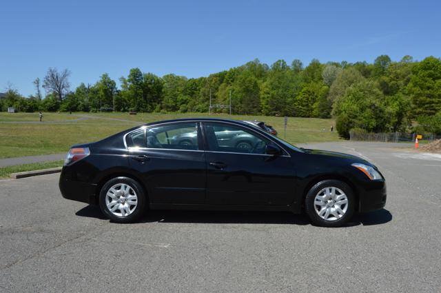 Used 2010 Nissan Altima 2.5 S FWD image 48