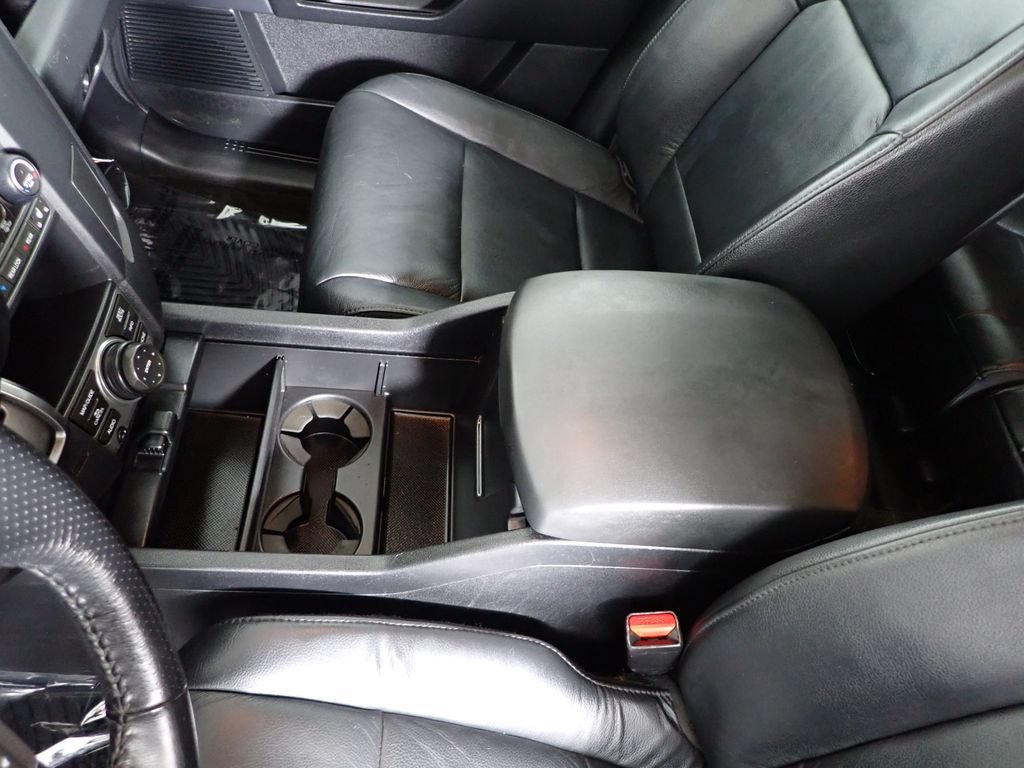 Used 2014 Honda Pilot Touring image 29