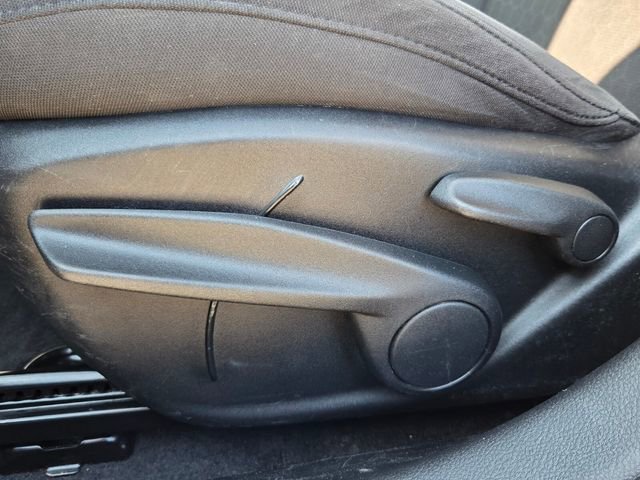 Used 2018 Jeep Compass Sport image 19