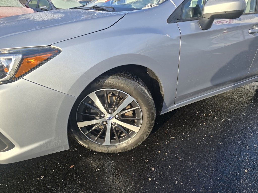 Used 2023 Subaru Impreza Premium image 2