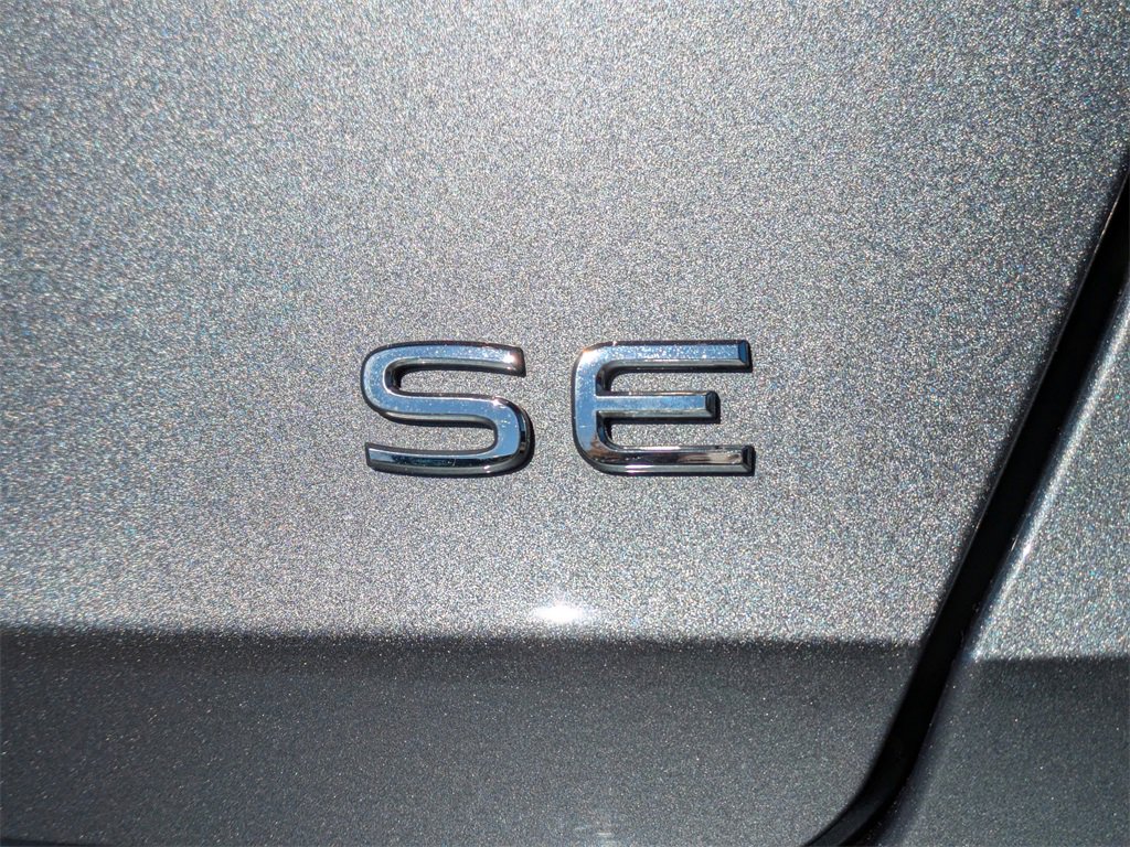 Used 2023 Volkswagen Jetta SE image 14