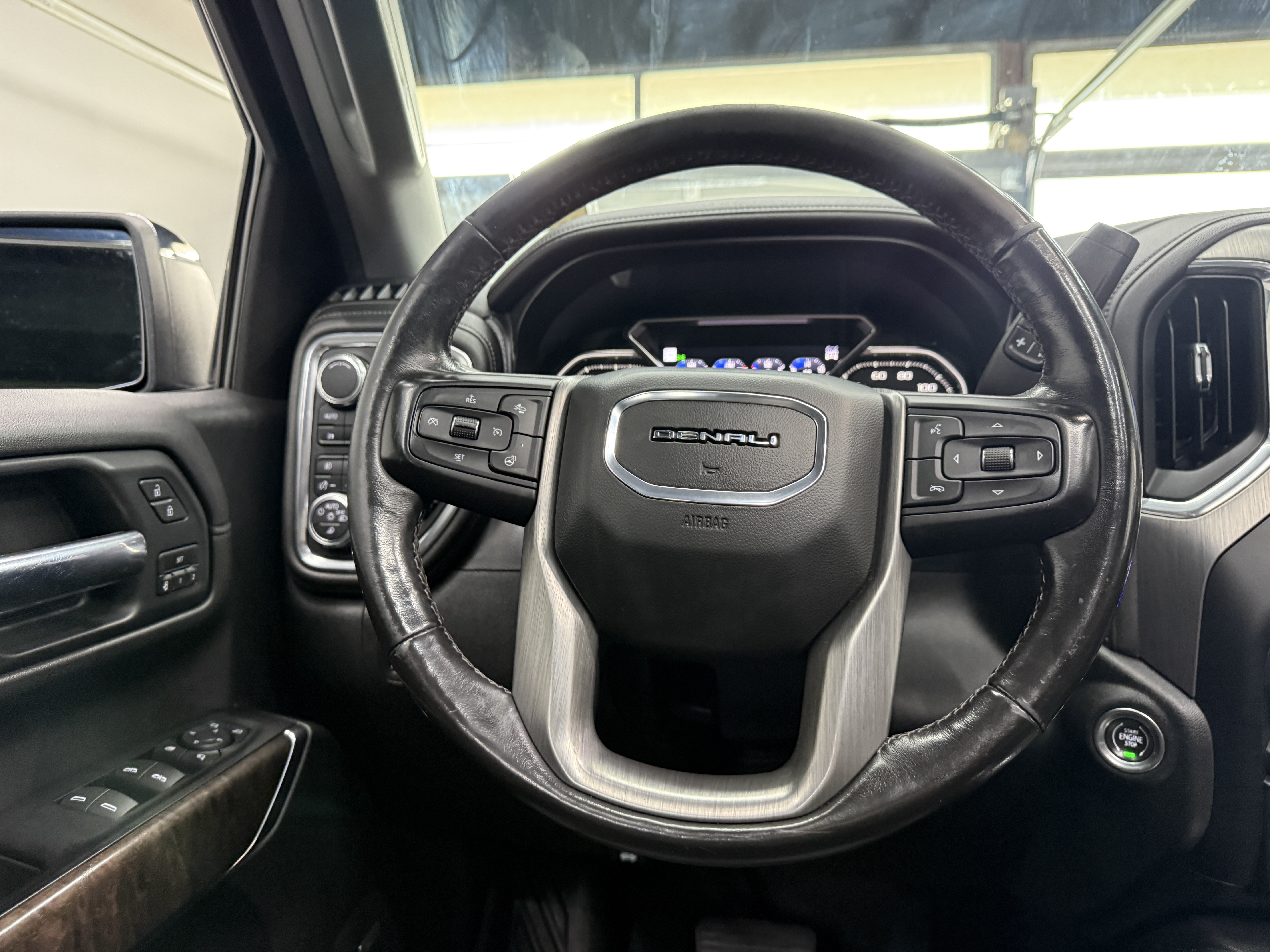 Used 2019 GMC Sierra 1500 Denali w/ Denali Ultimate Package AWD/4WD image 16
