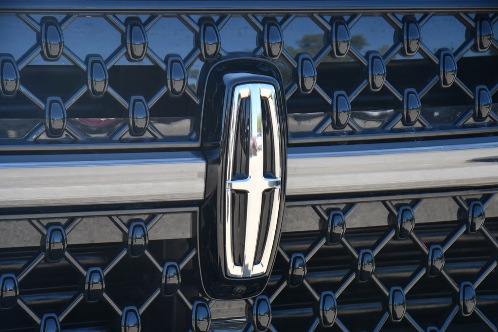 New 2025 Lincoln Navigator Reserve w/ Jet Appearance Package image 42