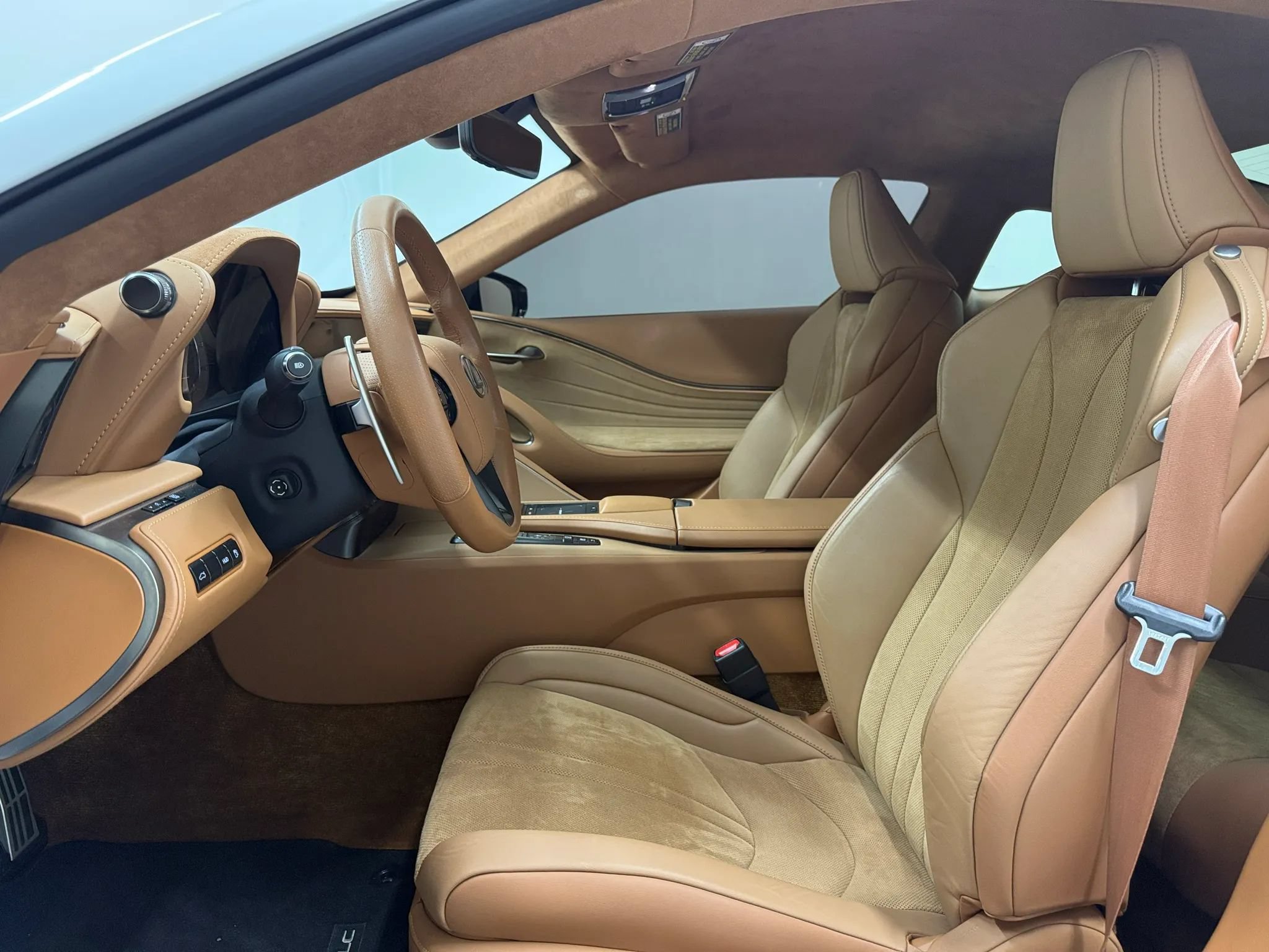 Used 2023 Lexus LC 500h w/ Dynamic Handling Package RWD image 58