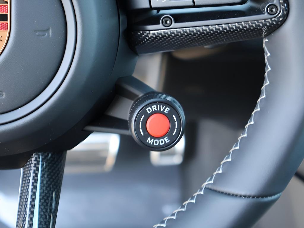 New 2026 Porsche Cayenne Turbo GT image 33