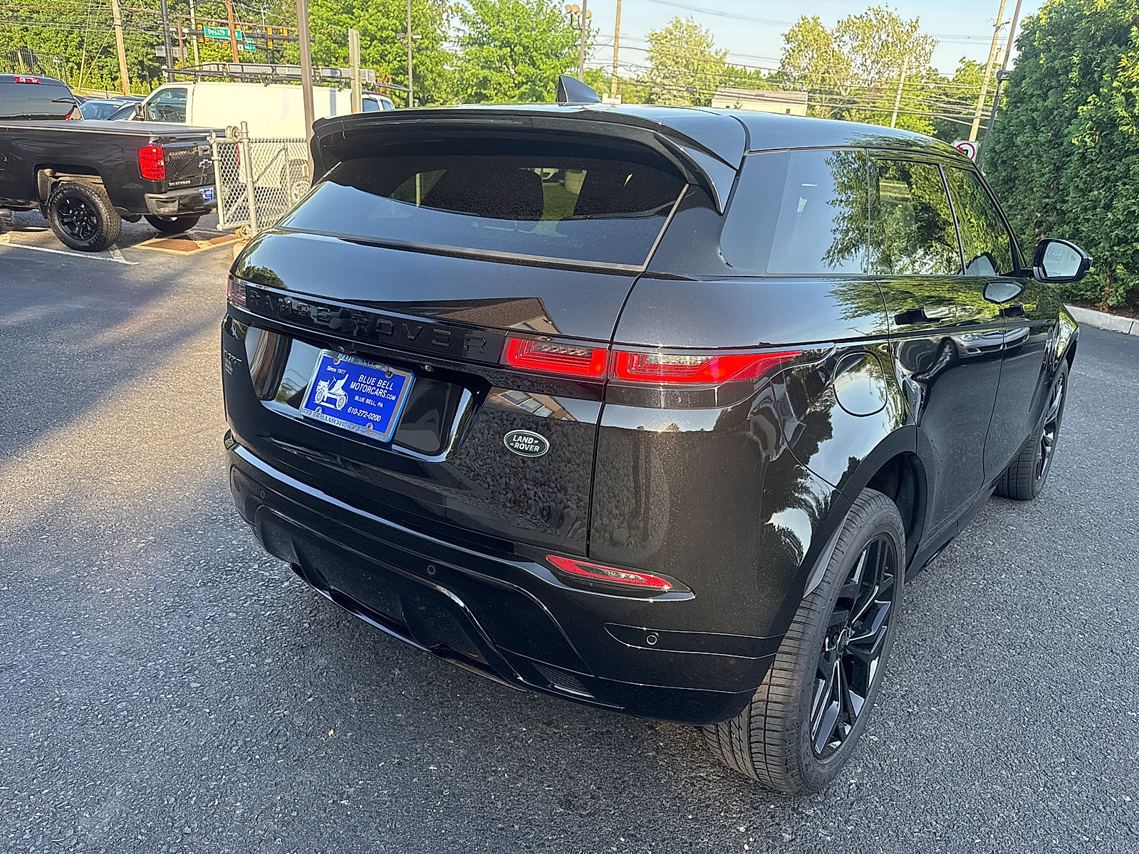 Used 2023 Land Rover Range Rover Evoque R-Dynamic SE AWD/4WD image 10