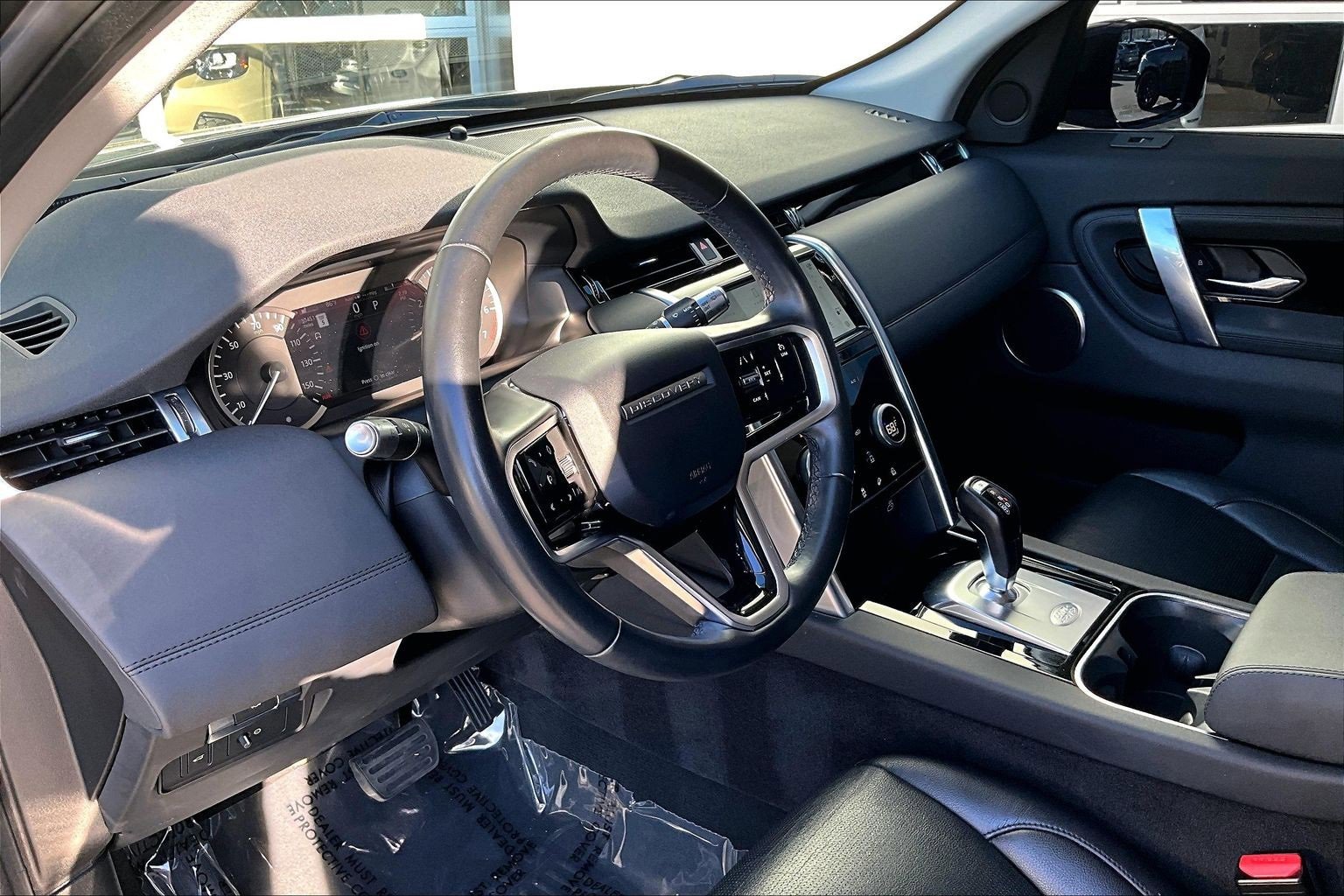 Used 2022 Land Rover Discovery Sport S image 14
