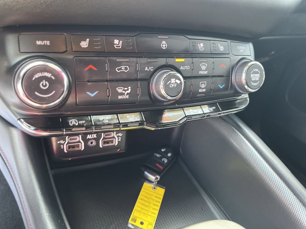 Used 2024 Dodge Durango GT AWD/4WD image 19