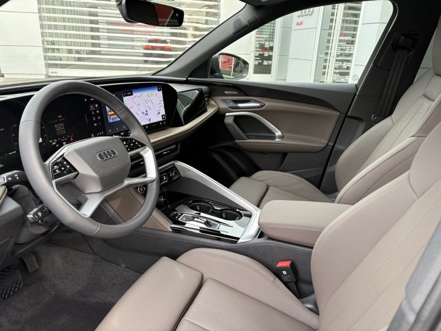 New 2025 Audi Q5 Premium Plus image 13