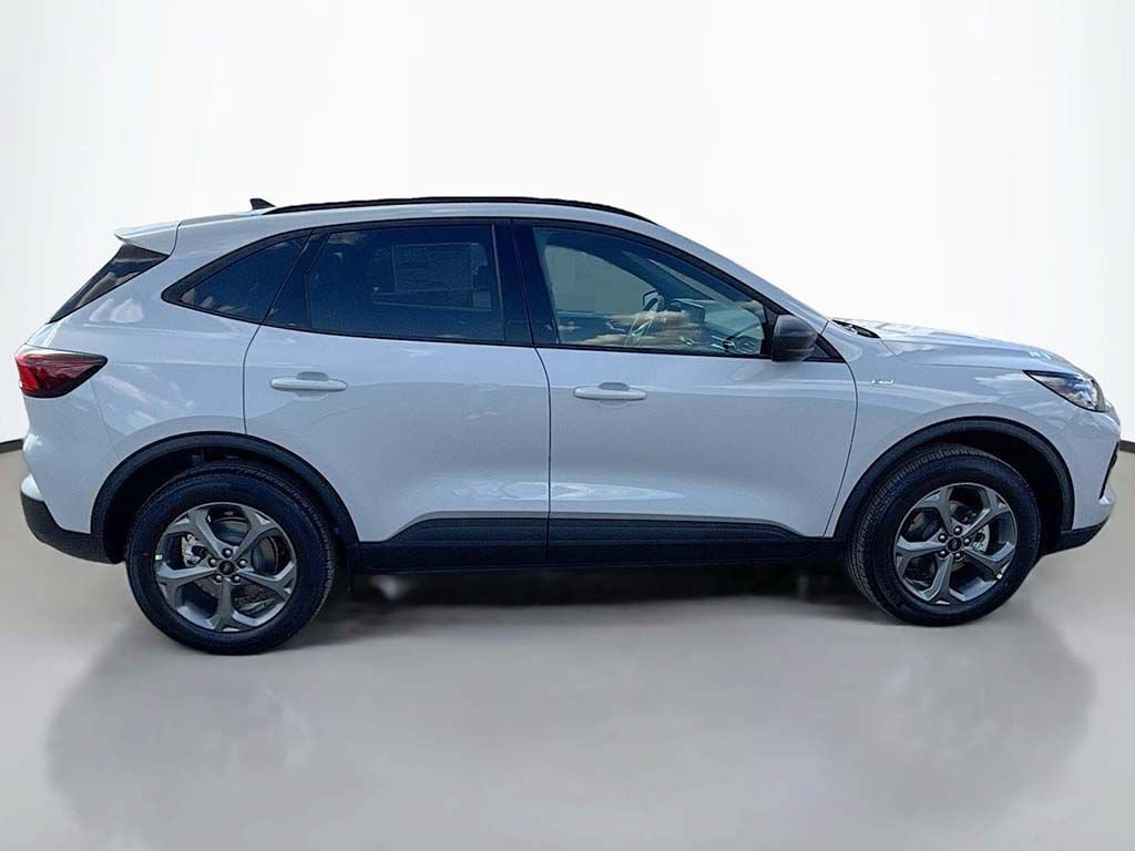 New 2026 Ford Escape ST-Line w/ Tech Pack #1 AWD/4WD image 15