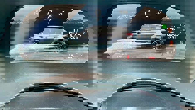 Used 2025 Toyota Highlander Platinum image 26