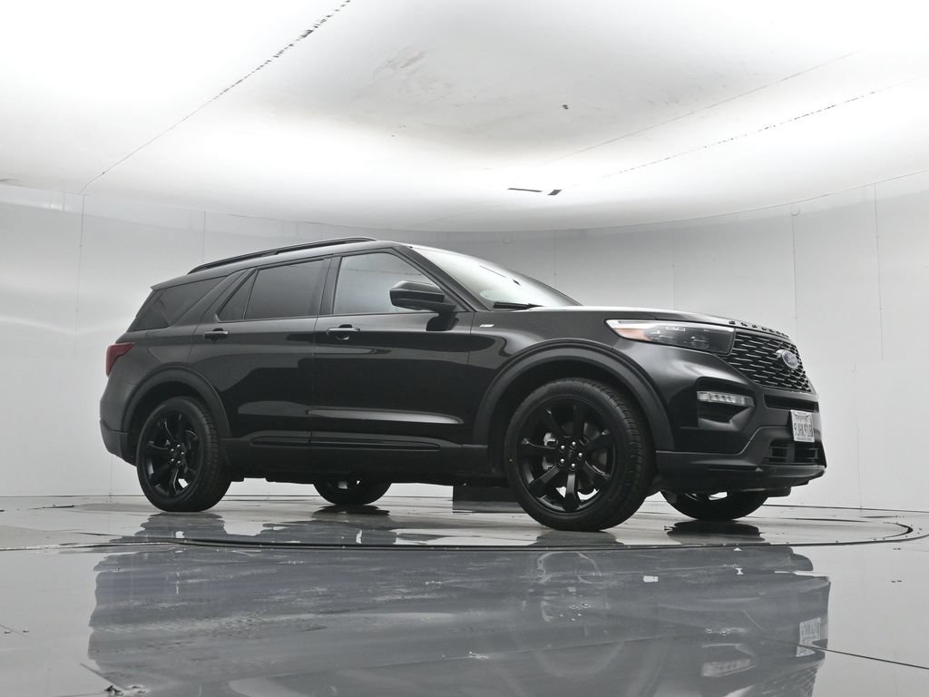 Certified 2023 Ford Explorer ST-Line w/ Class IV Trailer Tow Package RWD image 53