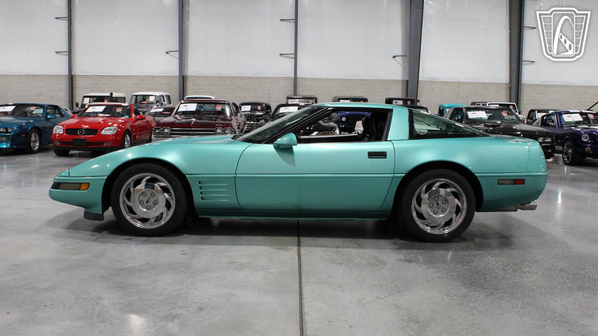 Used 1991 Chevrolet Corvette Coupe RWD image 30