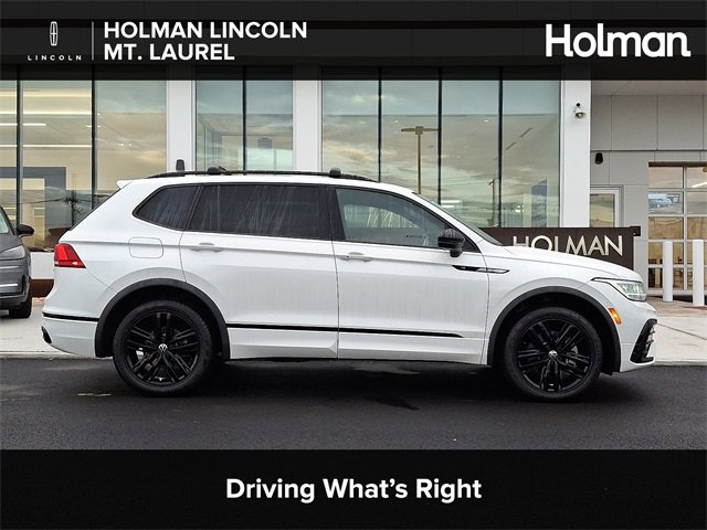 Used 2022 Volkswagen Tiguan SE R-Line