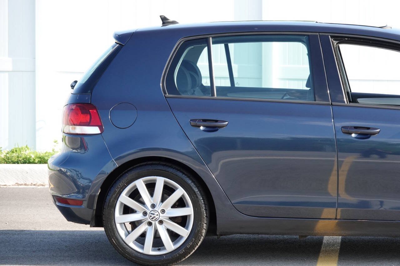Used 2011 Volkswagen Golf TDI w/ Cold Weather Pkg FWD image 25