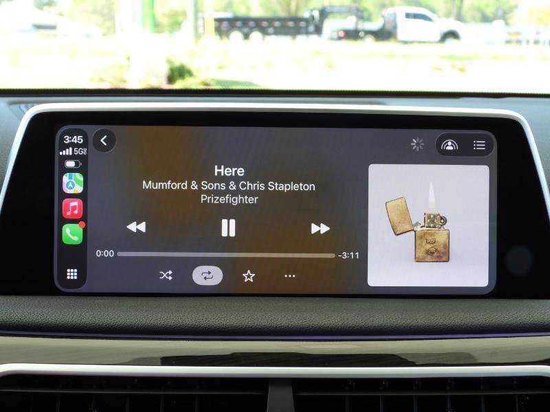 Used 2021 BMW 740i w/ Premium Package image 68