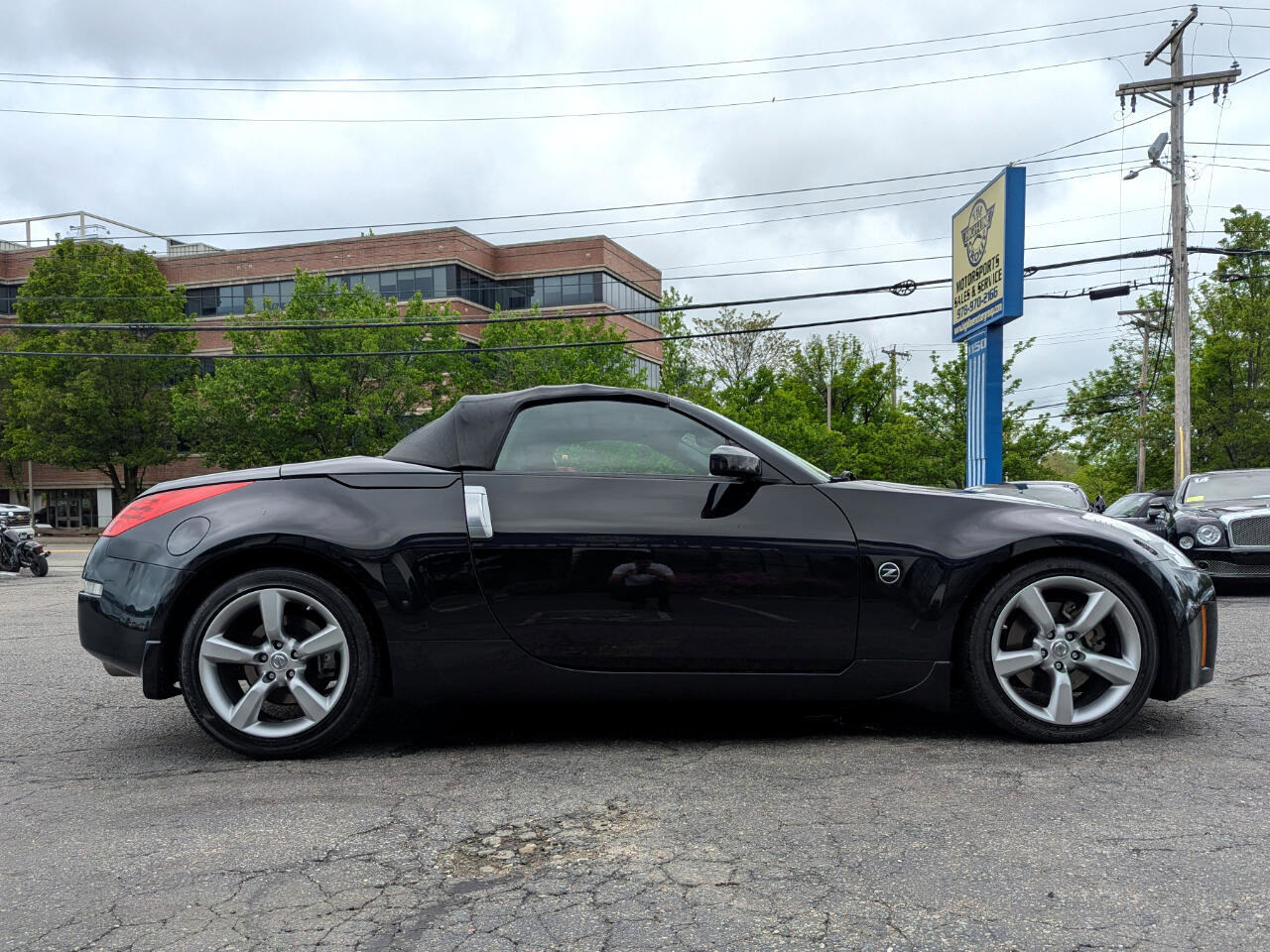 Used 2006 Nissan 350Z Touring image 6