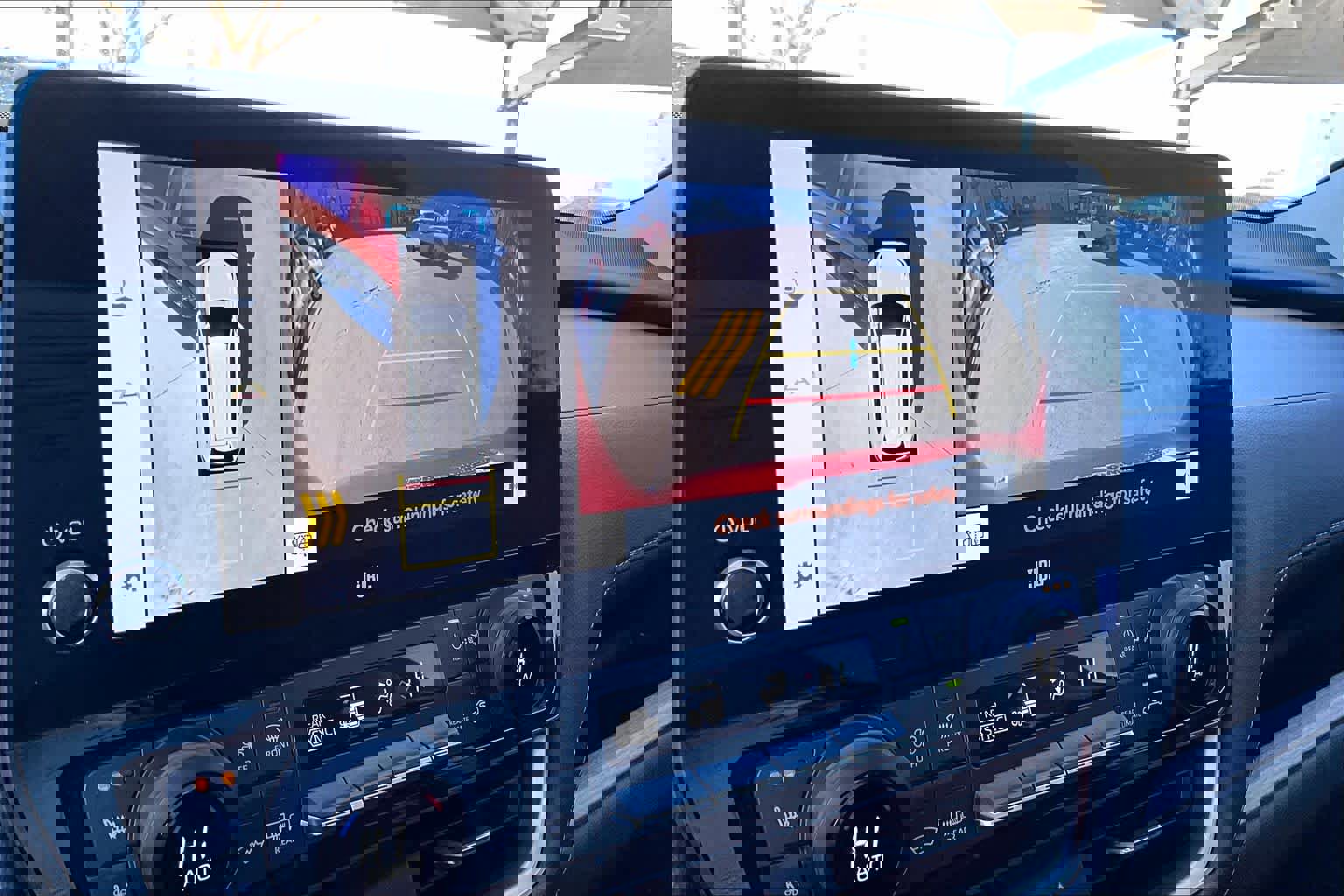 Used 2025 Toyota Grand Highlander AWD image 23