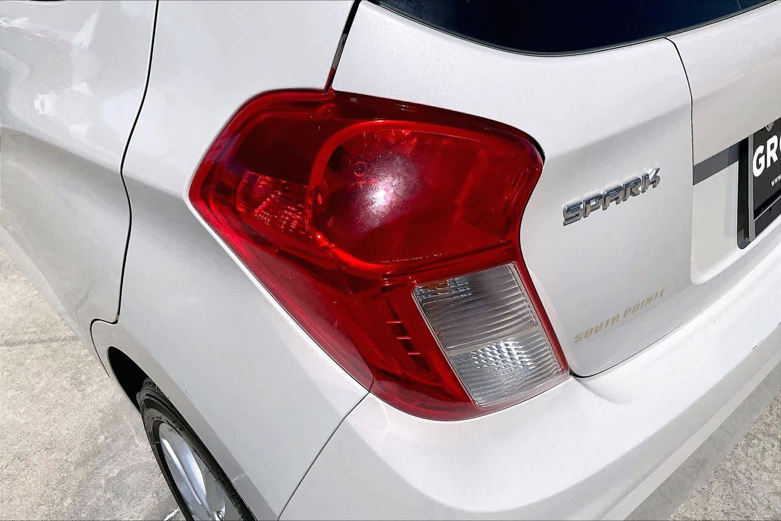 Used 2021 Chevrolet Spark LT FWD image 28