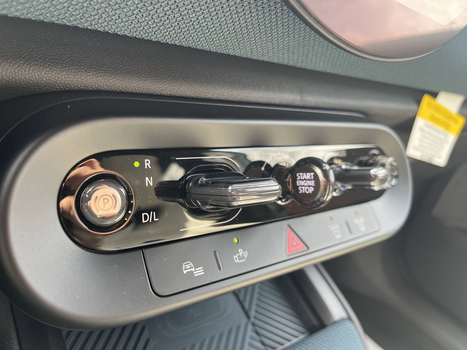 Used 2025 MINI Cooper Countryman S w/ Comfort Package Max image 16