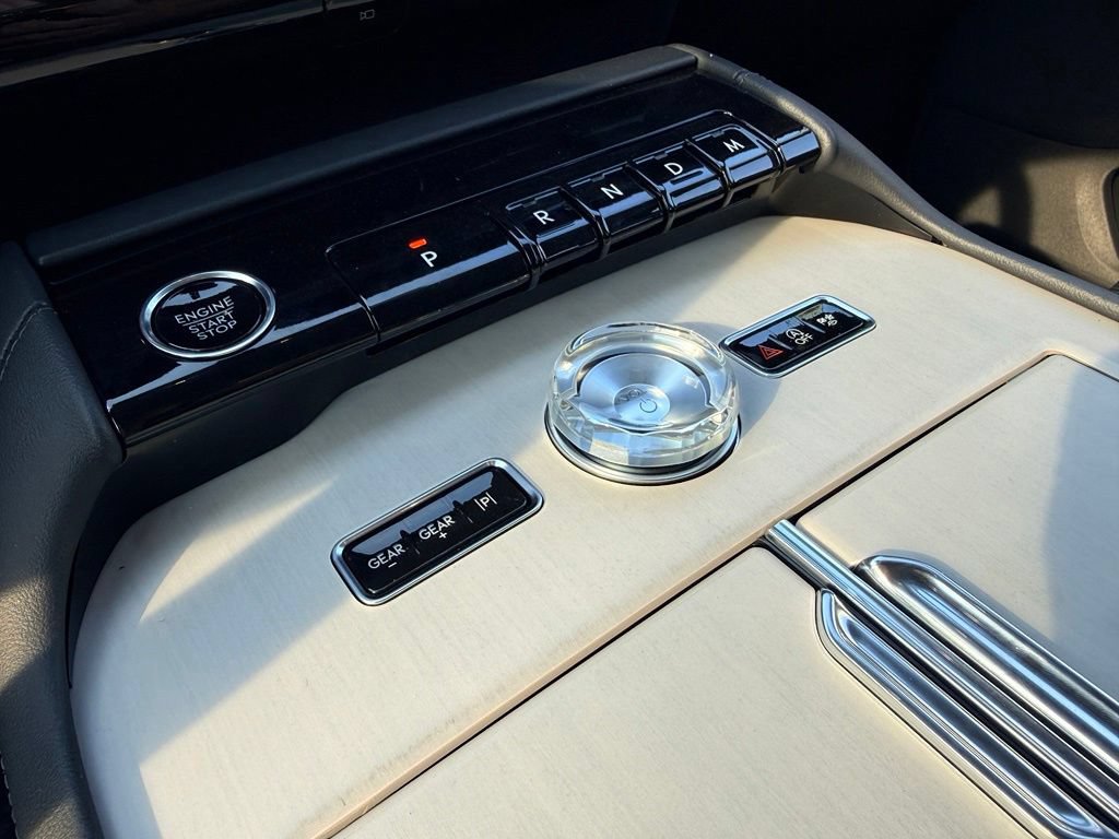 New 2027 Lincoln Navigator L Premier AWD/4WD image 17