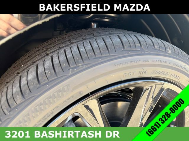 New 2026 MAZDA MAZDA3 Hatchback w/Premium Plus Pkg image 24