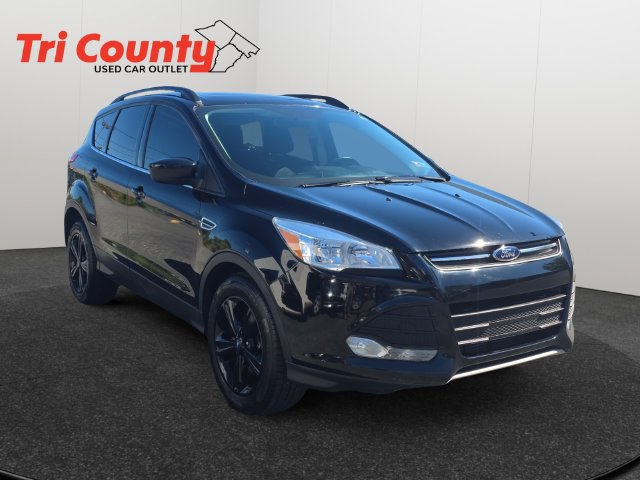 Used 2016 Ford Escape SE w/ SE Leather Comfort Package AWD/4WD image 1