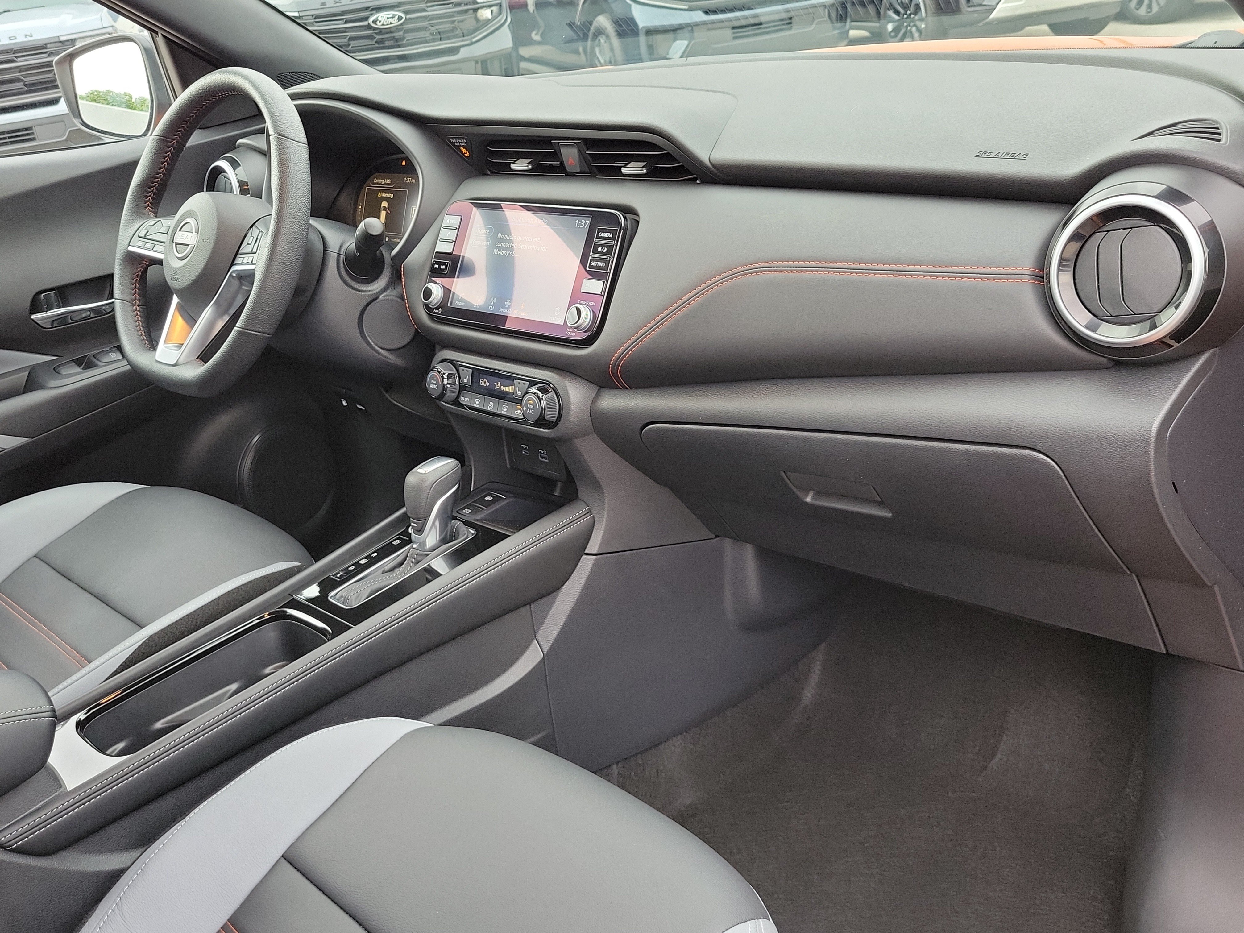 Used 2024 Nissan Kicks SR w/ SR Premium Package FWD image 15