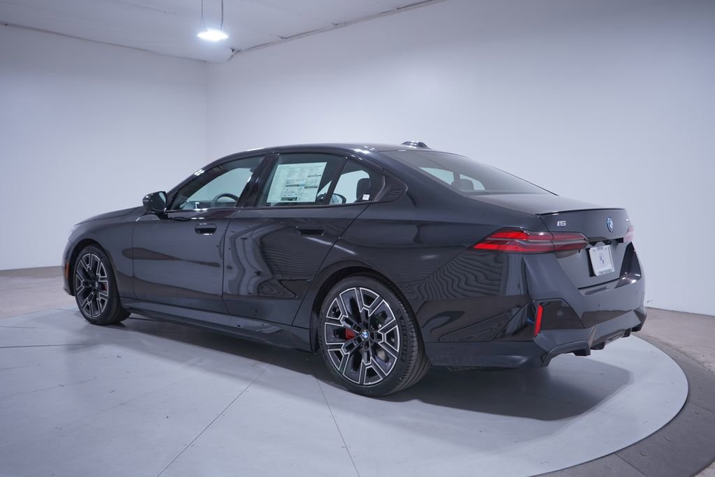 New 2026 BMW i5 eDrive40 w/ M Sport Package image 3