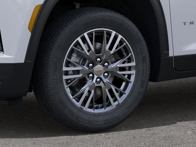 New 2027 Chevrolet Traverse LT w/ Driver Confidence Package FWD image 9