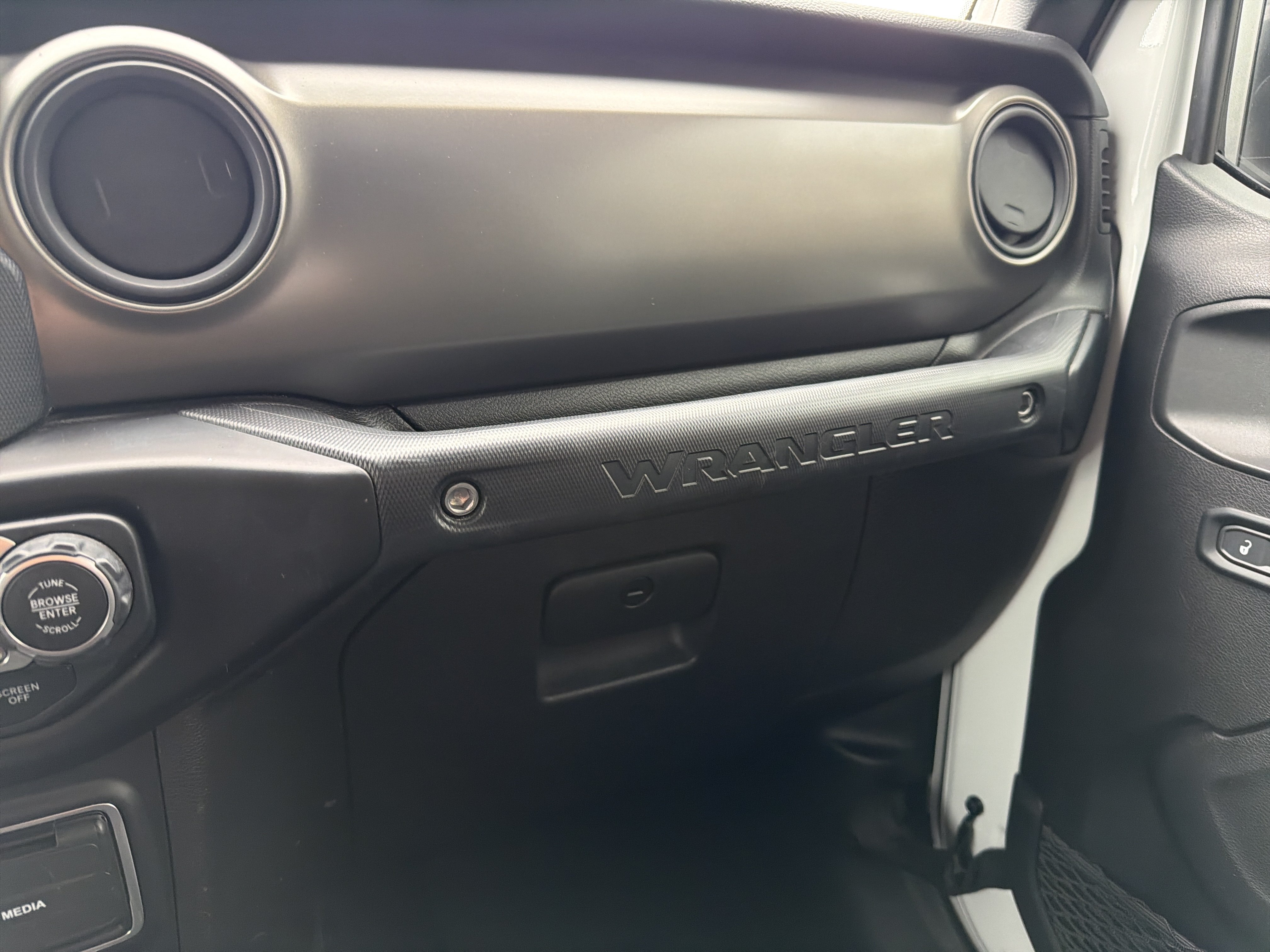 Used 2023 Jeep Wrangler Unlimited Willys AWD/4WD image 22