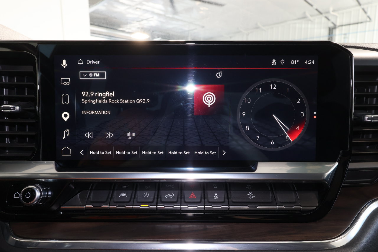 Used 2023 GMC Sierra 1500 SLT w/ SLT Premium Package AWD/4WD image 13